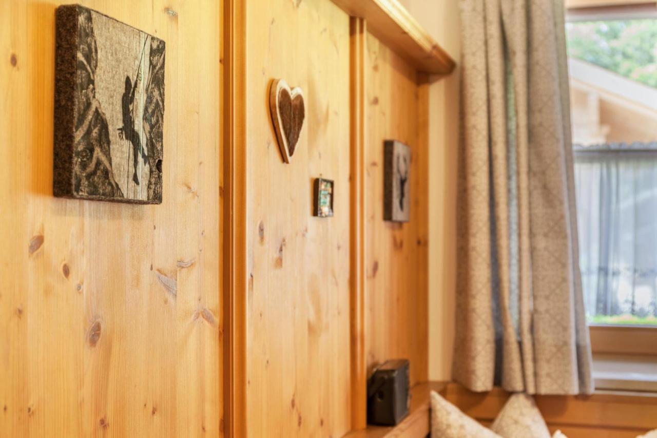 Ferienwohnung Alpenrose Грайнау Екстериор снимка