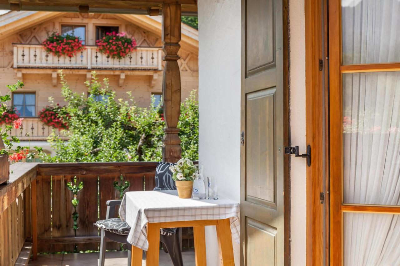 Ferienwohnung Alpenrose Грайнау Екстериор снимка